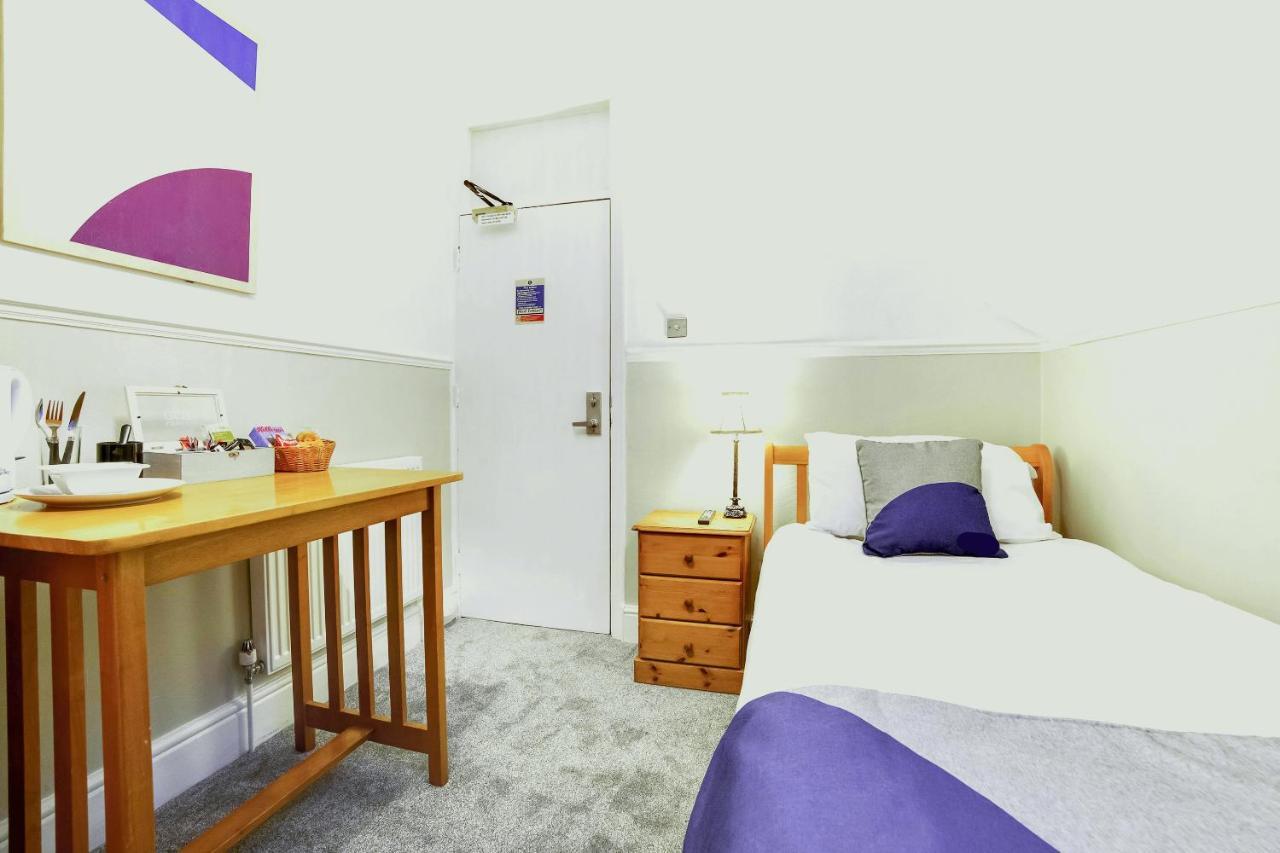 Airport Lodge Farnborough  Phòng bức ảnh