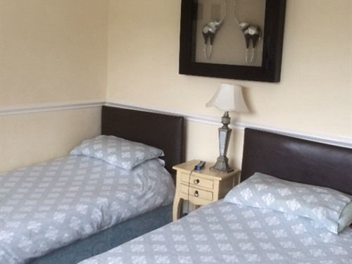 Airport Lodge Farnborough  Ngoại thất bức ảnh